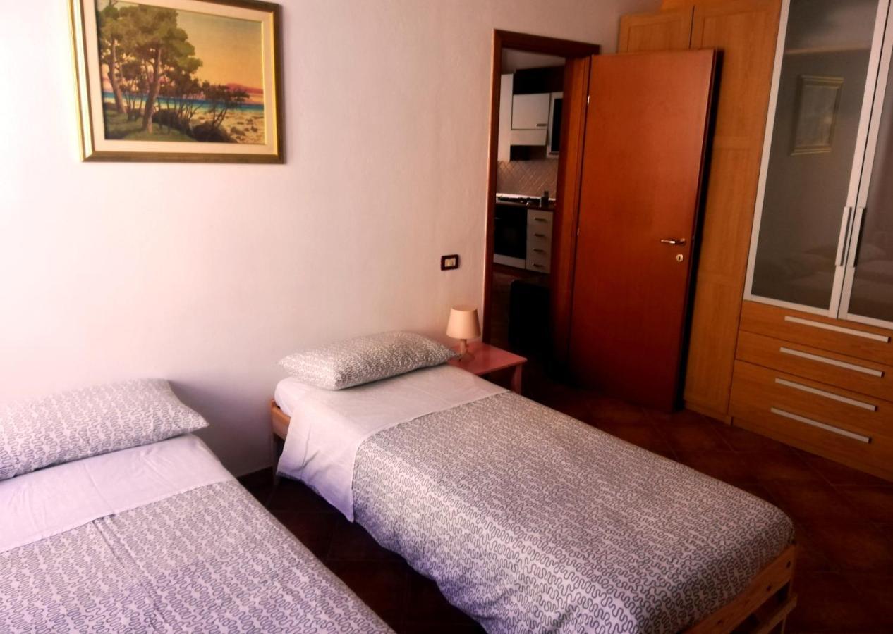 La Casa Di Giosue Apartment Ливорно Екстериор снимка