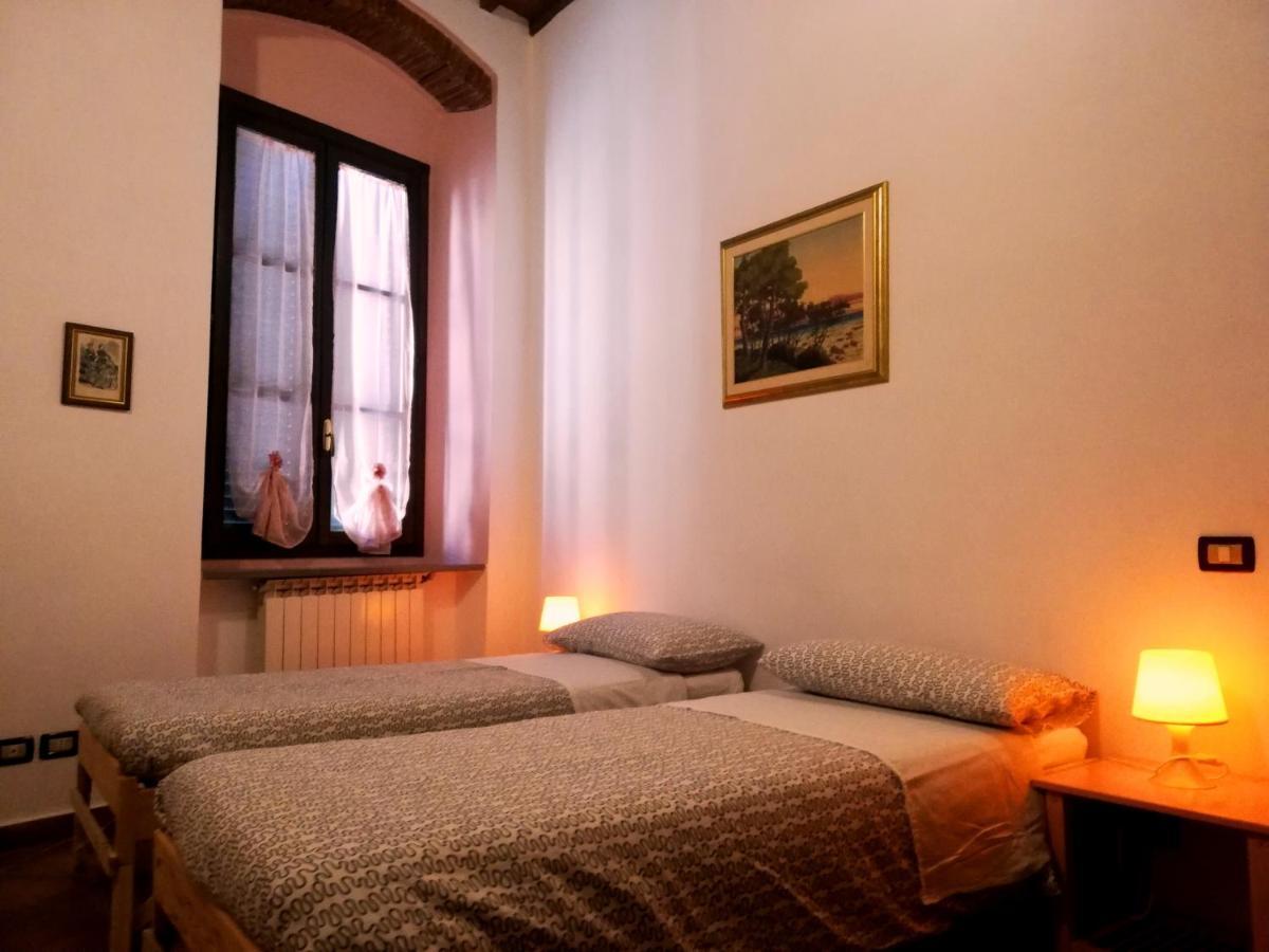 La Casa Di Giosue Apartment Ливорно Екстериор снимка