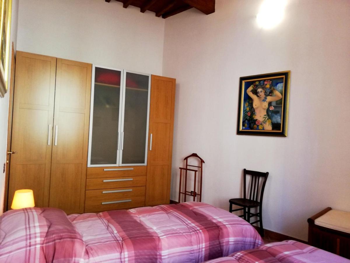 La Casa Di Giosue Apartment Ливорно Екстериор снимка