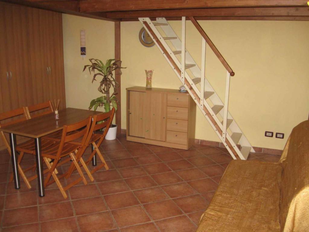 La Casa Di Giosue Apartment Ливорно Екстериор снимка